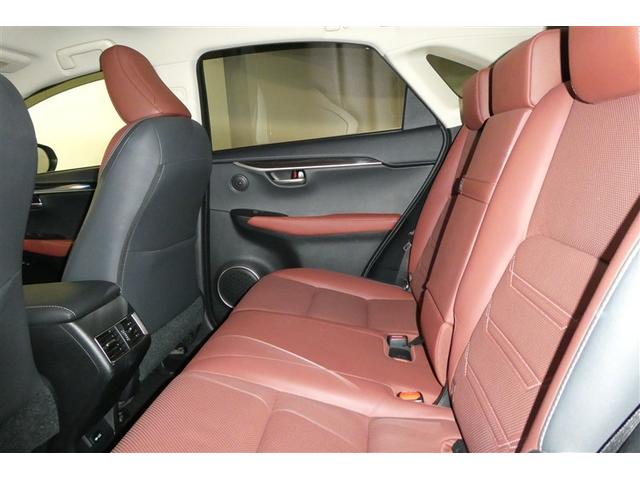 ＮＸ ＮＸ３００ｈ　バージョンＬ　電動パワーシート　地デジ　ＡＣ１００Ｖ　黒革シート　ＡＵＸ　エアコン　ナビ＆ＴＶ　ＬＥＤライト　Ｂカメラ　アルミ　エアバッグ　ＡＢＳ　横滑り防止機能　キーレス　ＥＴＣ　スマートキー　ドラレコ　自動追従（13枚目）