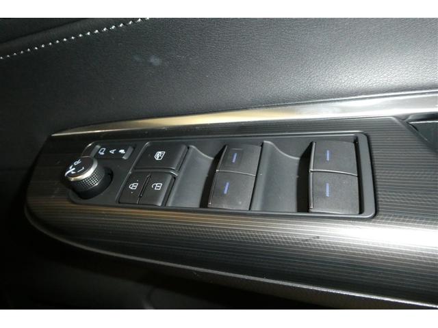 ハリアーハイブリッド Ｚ　レザーパッケージ　ナビＴＶ　ＬＥＤライト　本革　エアコン　横滑り防止　ドラレコ付　クルーズコントロール　Ｐシート　ガラスルーフ　メディアプレイヤー接続　キーレスエントリー　フルセグテレビ　アルミ　４ＷＤ　ＥＴＣ　ＡＢＳ（29枚目）