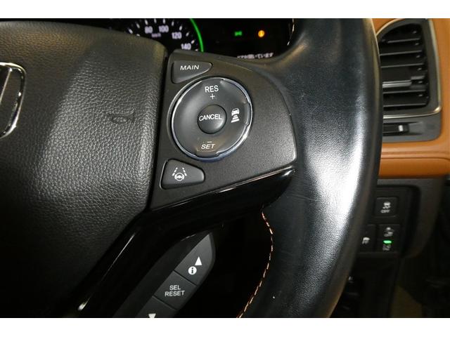 ヴェゼル ハイブリッドZ・ホンダセンシング レーダーサポート DVD再生機能 横滑り防止システム バックアイカメラ 盗難防止装置 フルセ スマ-トキ- パワーウィンド サイドエアバッグ ハーフレザーS LEDライト アルミ ETC車載器 ABS(19枚目)