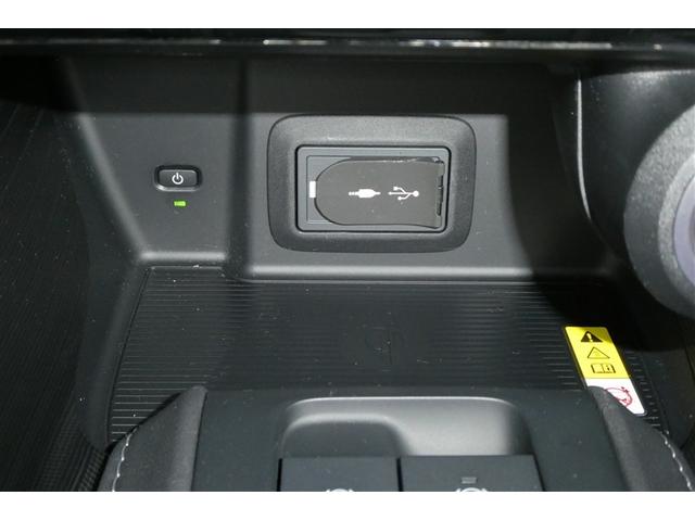 ハリアー Ｚ　エアロ　盗難防止　パノラマルーフ　運転席パワーシート　地デジ　横滑防止装置　リアビューカメラ　ヘッドライトＬＥＤ　アルミホイール　Ｗエアバッグ　キーレス　ドラレコ付き　スマートキ－　サイドエアバッグ（25枚目）