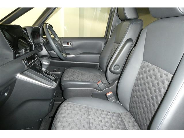 ヴォクシー Ｓ－Ｚ　ＤＶＤ再生機能　スマートキープッシュスタート　両側電動パワースライドドア　パワーウインドウ　ＥＴＣ車載器　ＬＥＤライト　デュアルエアコン　アルミホイール　盗難防止装置　横滑り防止機能　キーフリー（13枚目）