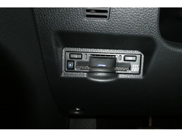 ヴォクシー Ｓ－Ｚ　ＤＶＤ再生機能　スマートキープッシュスタート　両側電動パワースライドドア　パワーウインドウ　ＥＴＣ車載器　ＬＥＤライト　デュアルエアコン　アルミホイール　盗難防止装置　横滑り防止機能　キーフリー（28枚目）