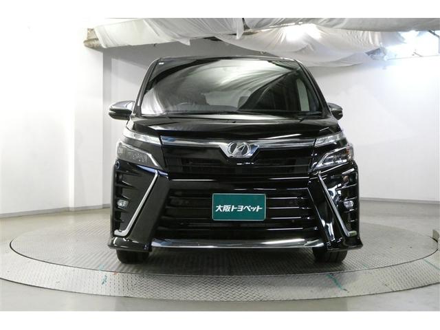 ヴォクシー ＺＳ　煌ＩＩ　スマートキー・プッシュスタート　バックガイドモニター　セキュリティアラーム　両側パワスラドア　ＥＴＣ車載器　地デジテレビ　ＶＳＣ　ＬＥＤライト　助手席エアバック　キーレスエントリー　ＡＣ　パワステ（2枚目）