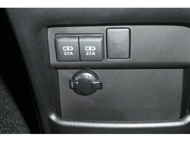 ヴォクシー ＺＳ　煌ＩＩ　スマートキー・プッシュスタート　バックガイドモニター　セキュリティアラーム　両側パワスラドア　ＥＴＣ車載器　地デジテレビ　ＶＳＣ　ＬＥＤライト　助手席エアバック　キーレスエントリー　ＡＣ　パワステ（24枚目）