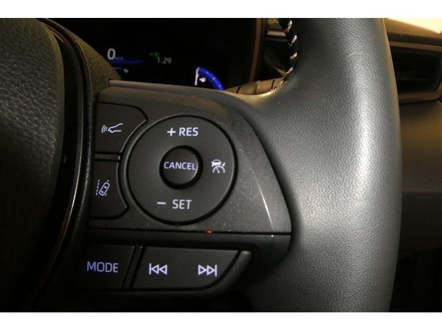 カローラ ハイブリッド　ダブルバイビー　衝突軽減システム　ＥＴＣ付き　ＤＶＤ　ＬＥＤランプ　パワーウィンドウ　バックモニタ　キーレスエントリー　ＡＡＣ　エアバッグ　メディアプレイヤー接続　オートクルーズコントロール　盗難防止装置　横滑り防止（23枚目）