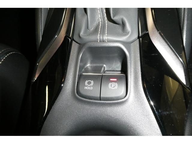 カローラ ハイブリッド　ダブルバイビー　衝突軽減システム　ＥＴＣ付き　ＤＶＤ　ＬＥＤランプ　パワーウィンドウ　バックモニタ　キーレスエントリー　ＡＡＣ　エアバッグ　メディアプレイヤー接続　オートクルーズコントロール　盗難防止装置　横滑り防止（29枚目）