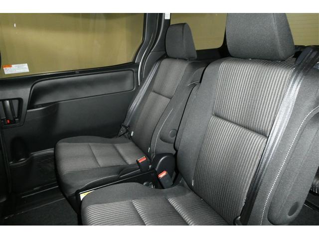 ノア ハイブリッドＳｉ　ＡＢＳ　横滑り防止機能　ダブルエアコン　エアバッグ　オートクルーズコントロール　フルフラット　盗難防止システム　片側電動スライドドア　ナビＴＶ　ＬＥＤライト　３列シート　メモリーナビ　ＥＴＣ　キーレス（15枚目）