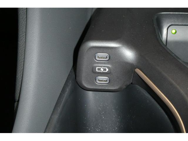 クラウンクロスオーバー ＲＳアドバンスド　衝突回避　サンル－フ　オートクルーズコントロール　横滑り防止　フルセグＴＶ　パワーシート　レザーシート　ＬＥＤ　アルミホイール　ＡＣ１００Ｖ　スマートキー　ナビ＆ＴＶ　ＡＢＳ　フルオートエアコン（26枚目）