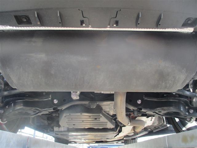 クラウンクロスオーバー ＲＳアドバンスド　衝突回避　サンル－フ　オートクルーズコントロール　横滑り防止　フルセグＴＶ　パワーシート　レザーシート　ＬＥＤ　アルミホイール　ＡＣ１００Ｖ　スマートキー　ナビ＆ＴＶ　ＡＢＳ　フルオートエアコン（40枚目）