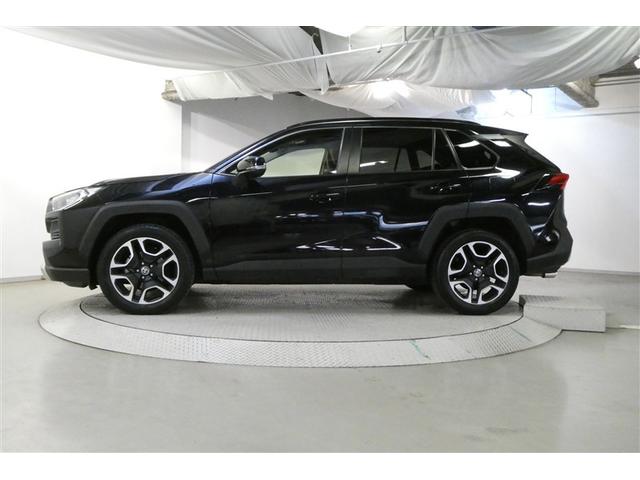 ＲＡＶ４ アドベンチャー　元試乗車　リヤカメラ　アルミ　クルーズＣ　カーナビ　ＬＥＤライト　イモビ　ＥＳＣ　スマキー　ＰＳ　ＥＴＣ付き　エアコン　４ＷＤ車　電動パワーシート　パワーウインドウ　サイドエアバッグ　ＡＢＳ　キーレス（4枚目）