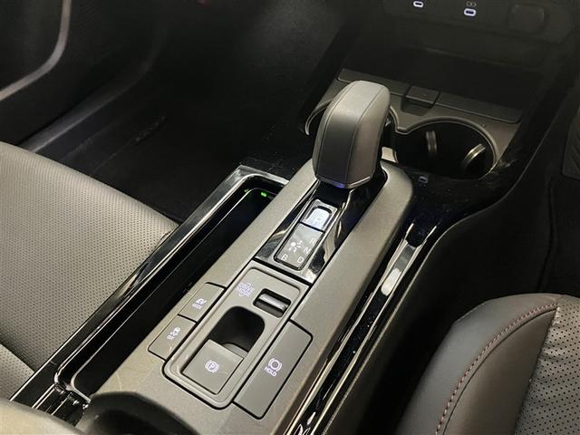 プリウス Ｚ　Ｒカメラ　フルセグ地デジＴＶ　フルオートエアコン　サイドエアバッグ　元試乗車　メモリーナビゲーション　ＥＳＣ　ナビＴＶ　パワーステアリング　アルミ　Ｐシート　インテリキー　ＡＣ１００　パワーウインドウ（32枚目）