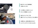 ２．５Ｓ　Ｃパッケージ　両側電動スライドＤ　地デジ　バックモニタ－　エアロ　パノラマサンルーフ　スマキー　ＬＥＤヘッドライト　クルコン　ナビ＆ＴＶ　Ｗエアコン　パワーシート　アルミホイール　横滑り防止機能　エアコン　キーレス（44枚目）