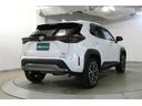 ヤリスクロス ハイブリッドＺ　アドベンチャー　横滑り防止装置　クルーズコントロール　キーレス　４ＷＤ　ＬＥＤヘッドライト　エアバッグ　ミュージックプレイヤー接続可　スマートキー　ナビ　オートエアコン　パワーステアリング　パワーウィンドウ　ＡＢＳ（8枚目）