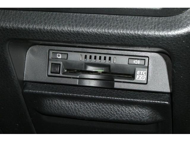 ノア Si ダブルバイビーII フルフラット 横滑防止装置 PCS スマートキ- Wエアコン Bモニター DVD再生可 フルセグテレビ ETC付き アイドリングS オートエアコン PS クルーズC ナビ&TV PW ウォークスルー(27枚目)
