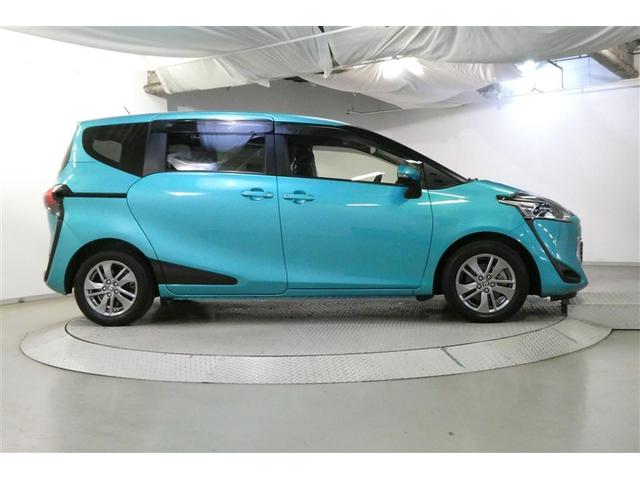 シエンタ Ｇ　クエロ　軽減ブレーキ　両側自動ドア　Ｉストップ　後カメラ　デュアルエアバック　パワーウィンドウ　フルオートエアコン　ＤＶＤ再生可　ウォークスルー　ＬＥＤヘッド　ナビ＆ＴＶ　スマキー　ＶＳＣ　３列　キーレス（5枚目）