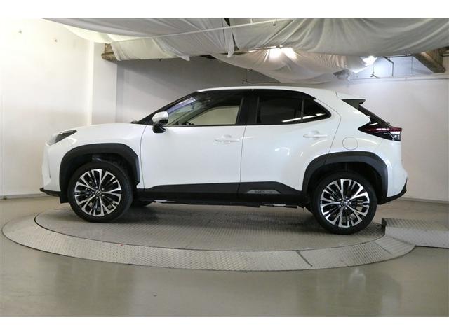 ヤリスクロス ハイブリッドZ インテリジェントキー アルミホイル LEDライト リアカメラ クルーズコントロール 横滑り防止システム ナビTV メモリーナビゲーション 電動シ-ト パワステ オートエアコン キーフリー イモビライザ(4枚目)