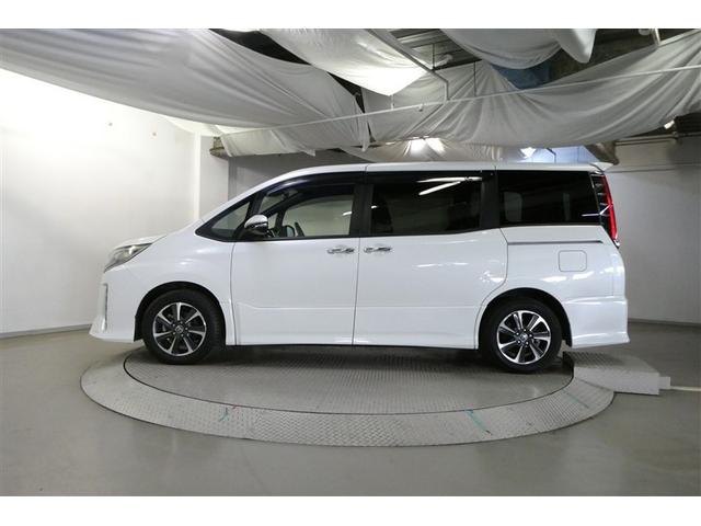 ノア Ｓｉ　ダブルバイビーＩＩ　フルフラット　横滑防止装置　ＰＣＳ　スマートキ－　Ｗエアコン　Ｂモニター　ＤＶＤ再生可　フルセグテレビ　ＥＴＣ付き　アイドリングＳ　オートエアコン　ＰＳ　クルーズＣ　ナビ＆ＴＶ　ＰＷ　ウォークスルー（4枚目）