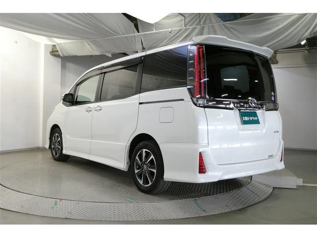 ノア Ｓｉ　ダブルバイビーＩＩ　フルフラット　横滑防止装置　ＰＣＳ　スマートキ－　Ｗエアコン　Ｂモニター　ＤＶＤ再生可　フルセグテレビ　ＥＴＣ付き　アイドリングＳ　オートエアコン　ＰＳ　クルーズＣ　ナビ＆ＴＶ　ＰＷ　ウォークスルー（6枚目）