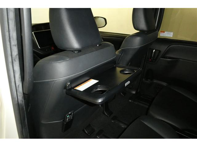 ノア Ｓｉ　ダブルバイビーＩＩ　フルフラット　横滑防止装置　ＰＣＳ　スマートキ－　Ｗエアコン　Ｂモニター　ＤＶＤ再生可　フルセグテレビ　ＥＴＣ付き　アイドリングＳ　オートエアコン　ＰＳ　クルーズＣ　ナビ＆ＴＶ　ＰＷ　ウォークスルー（16枚目）