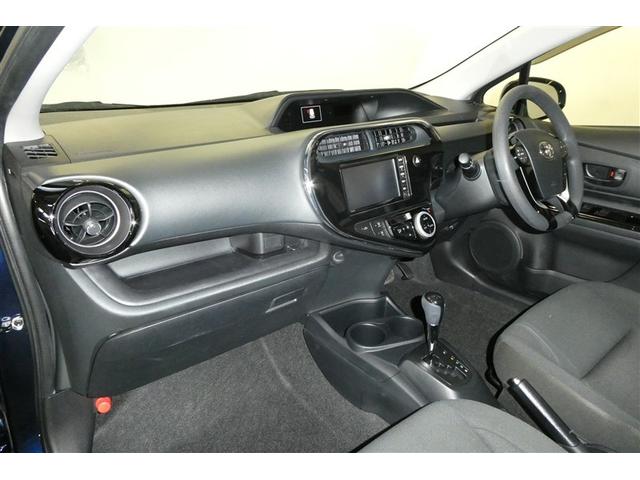 アクア Sスタイルブラック AUX端子 クルーズコントロール バックモニタ- ナビTV イモビライザー LEDライト スマートキープッシュスタート ETC付き Wエアバッグ キーフリ メモリーナビゲーション 横滑り防止装置付き(11枚目)