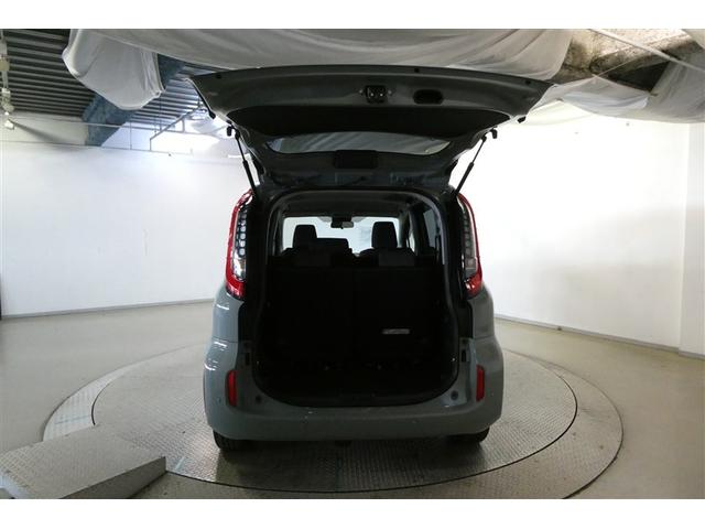 シエンタ Ｚ　Ｗ電動ドア　イモビ　クルーズＣ　ＬＥＤヘッドランプ　ＥＴＣ　Ｓキー　横滑り防止機能　メモリーナビ　パワーウィンドウ　エアバック　ＡＢＳ　カーテンエアバック　ウォークスルー　オートエアコン　ナビ＆ＴＶ（9枚目）