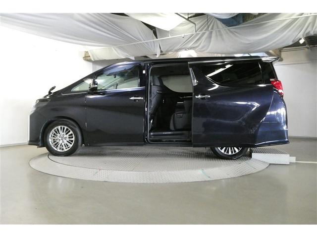 アルファード ２．５Ｓ　Ｃパッケージ　両電動ドア　アイドリングストップ　Ｂモニタ　地デジ　エアロ　ＤＶＤ再生可能　リアオートエアコン　ナビテレビ　横滑り防止　クルコン　ＡＣ１００Ｖ電源　セキュリティ　ＥＴＣ車載器　ＬＥＤヘッドライト　３列（4枚目）