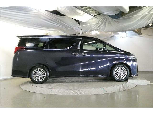 アルファード ２．５Ｓ　Ｃパッケージ　両電動ドア　アイドリングストップ　Ｂモニタ　地デジ　エアロ　ＤＶＤ再生可能　リアオートエアコン　ナビテレビ　横滑り防止　クルコン　ＡＣ１００Ｖ電源　セキュリティ　ＥＴＣ車載器　ＬＥＤヘッドライト　３列（5枚目）