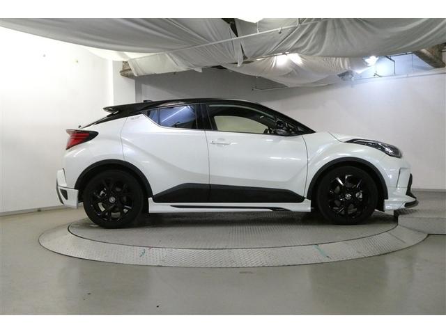 Ｃ－ＨＲ Ｇ－Ｔ　モード　ネロ　セーフティプラス　衝突被害軽減ブレーキ　半革シート　フルセグ　ミュージックプレイヤー接続可　キーレス　ＬＥＤヘッドランプ　メモリーナビ　バックカメラ　アルミホイール　ＥＴＣ　オートクルーズコントロール　スマートキー（5枚目）