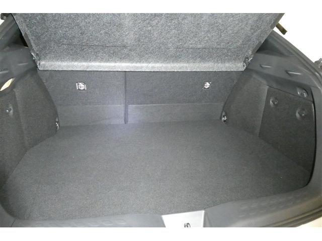 Ｃ－ＨＲ Ｇ－Ｔ　モード　ネロ　セーフティプラス　衝突被害軽減ブレーキ　半革シート　フルセグ　ミュージックプレイヤー接続可　キーレス　ＬＥＤヘッドランプ　メモリーナビ　バックカメラ　アルミホイール　ＥＴＣ　オートクルーズコントロール　スマートキー（14枚目）