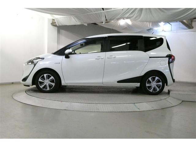 シエンタ ハイブリッドＧ　クエロ　地デジＴＶ　盗難防止　横滑り防止　ＬＥＤライト　クルコン　スマートキー　ＥＴＣ　バックモニタ　ＤＶＤ　オ－トエアコン　ＡＵＸ　メモリ－ナビ　エアバッグ　３列シート　ナビ＆ＴＶ　ＡＢＳ　ウォークスルー（4枚目）