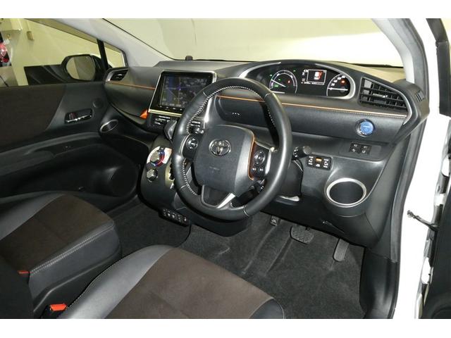 シエンタ ハイブリッドＧ　クエロ　地デジＴＶ　盗難防止　横滑り防止　ＬＥＤライト　クルコン　スマートキー　ＥＴＣ　バックモニタ　ＤＶＤ　オ－トエアコン　ＡＵＸ　メモリ－ナビ　エアバッグ　３列シート　ナビ＆ＴＶ　ＡＢＳ　ウォークスルー（11枚目）