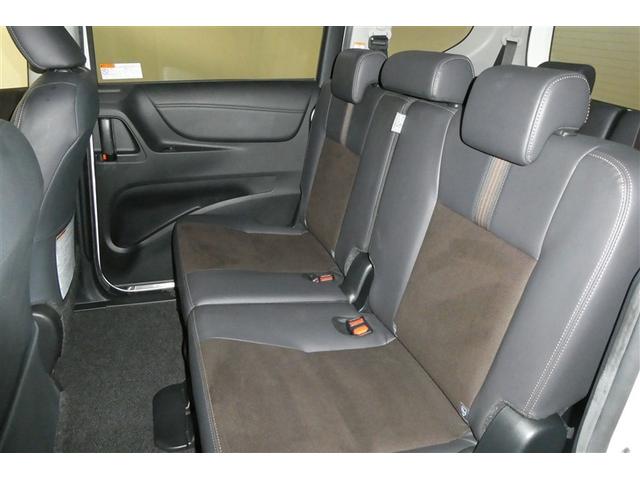 シエンタ ハイブリッドＧ　クエロ　地デジＴＶ　盗難防止　横滑り防止　ＬＥＤライト　クルコン　スマートキー　ＥＴＣ　バックモニタ　ＤＶＤ　オ－トエアコン　ＡＵＸ　メモリ－ナビ　エアバッグ　３列シート　ナビ＆ＴＶ　ＡＢＳ　ウォークスルー（14枚目）