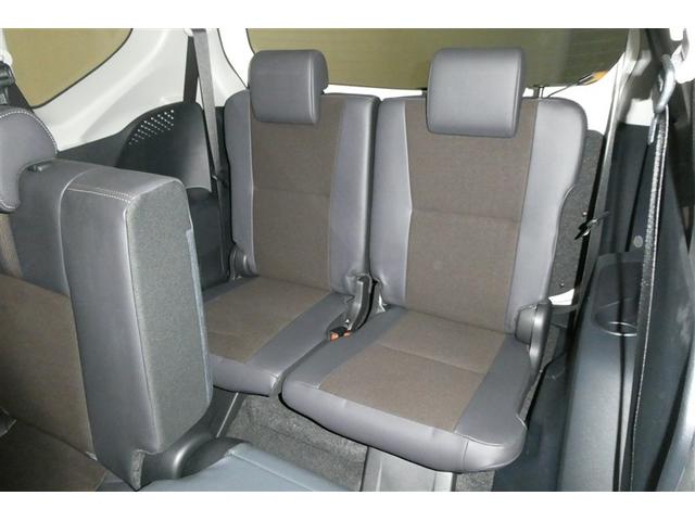 シエンタ ハイブリッドＧ　クエロ　地デジＴＶ　盗難防止　横滑り防止　ＬＥＤライト　クルコン　スマートキー　ＥＴＣ　バックモニタ　ＤＶＤ　オ－トエアコン　ＡＵＸ　メモリ－ナビ　エアバッグ　３列シート　ナビ＆ＴＶ　ＡＢＳ　ウォークスルー（15枚目）