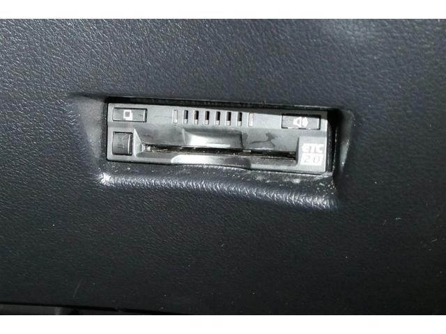 シエンタ ハイブリッドＧ　クエロ　地デジＴＶ　盗難防止　横滑り防止　ＬＥＤライト　クルコン　スマートキー　ＥＴＣ　バックモニタ　ＤＶＤ　オ－トエアコン　ＡＵＸ　メモリ－ナビ　エアバッグ　３列シート　ナビ＆ＴＶ　ＡＢＳ　ウォークスルー（28枚目）