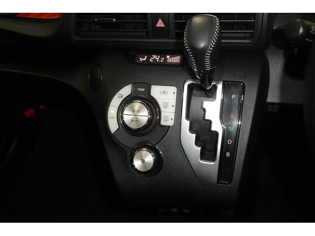 シエンタ ハイブリッドＧ　クエロ　地デジＴＶ　盗難防止　横滑り防止　ＬＥＤライト　クルコン　スマートキー　ＥＴＣ　バックモニタ　ＤＶＤ　オ－トエアコン　ＡＵＸ　メモリ－ナビ　エアバッグ　３列シート　ナビ＆ＴＶ　ＡＢＳ　ウォークスルー（30枚目）