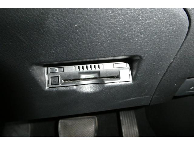 Ｃ－ＨＲ Ｇ　ハーフ革　ＴＳＳ　ＤＶＤ再生可　ＬＥＤヘッド　バックモニタ　イモビライザー　ナビ＆ＴＶ　ＥＴＣ付　キーフリーシステム　スマキー　横滑り防止機能　クルーズＣ　エアバッグ　サイドカーテンエアバック　アルミ（21枚目）