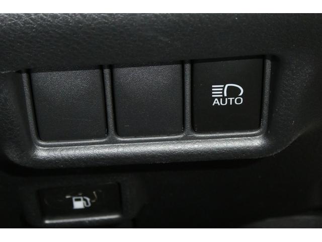 Ｃ－ＨＲ Ｇ－Ｔ　ＬＥＤヘッドライト　クルーズコントロール　キーレスエントリー　ＡＢＳ　イモビライザー　フルオートエアコン　エアバッグ　フルセグテレビ　アルミ付　スマートキ－　フルタイム４ＷＤ　横滑り防止　ＤＶＤ（26枚目）