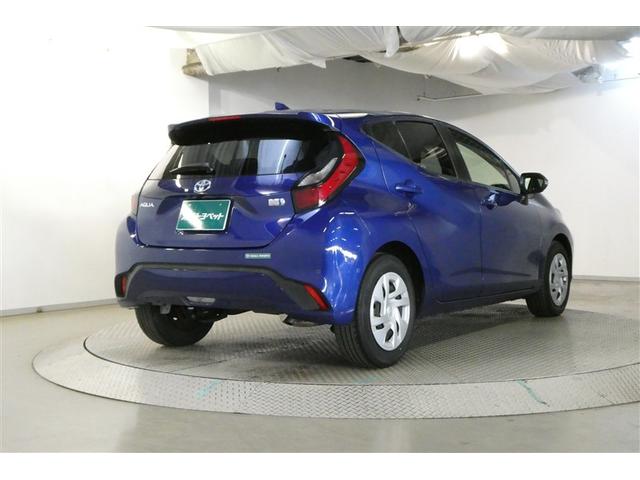 アクア Ｇ　ＶＳＣ　衝突軽減ブレーキ　メモリナビ　バックモニター　ＬＥＤ　クルーズコントロール　スマートキー　ＥＴＣ車載器　ＡＣ１００Ｖ　ナビ　パワーウィンドウ　イモビライザー　サイドエアバック　オートエアコン（8枚目）