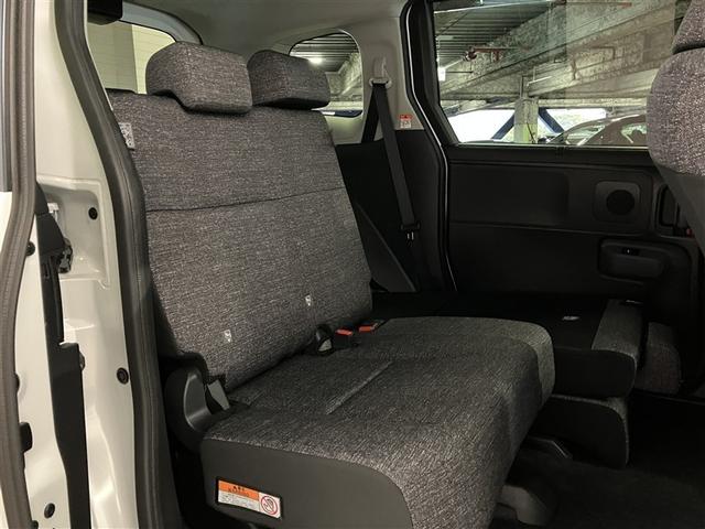 シエンタ ハイブリッドZ カーテンエアバック 地デジフルセグ アクティブクルーズコントロール AC100V給電機能 盗難防止システム 横滑り防止機能 ETC装備 TV・ナビ フルフラット LEDライト キーフリー エアコン(16枚目)