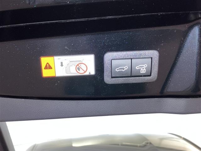 プリウス Ｚ　バックモニタ－　運転席パワーシート　フルタイム４ＷＤ　ＬＥＤヘッドライト　エアコン　ＡＣ１００Ｖ　クルーズコントロール　ＡＷ　ナビＴＶ　盗難防止装置　寒冷地仕様車　キーレス　スマートキー　ＥＴＣ（10枚目）