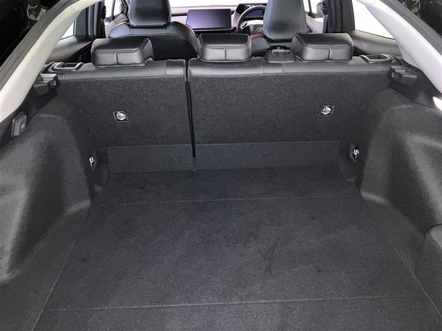 プリウス Ｚ　バックモニタ－　運転席パワーシート　フルタイム４ＷＤ　ＬＥＤヘッドライト　エアコン　ＡＣ１００Ｖ　クルーズコントロール　ＡＷ　ナビＴＶ　盗難防止装置　寒冷地仕様車　キーレス　スマートキー　ＥＴＣ（14枚目）