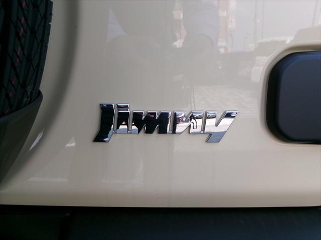 ジムニー ＸＣ　４ＷＤターボ　３型モデル　４ＡＴ車　スズキ保証付　届出済未使用車　デュアルセンサーブレーキ　ＬＥＤヘッドランプ　オートライトシステム　クルーズコントロールシステム　アイドリングストップシステム（79枚目）