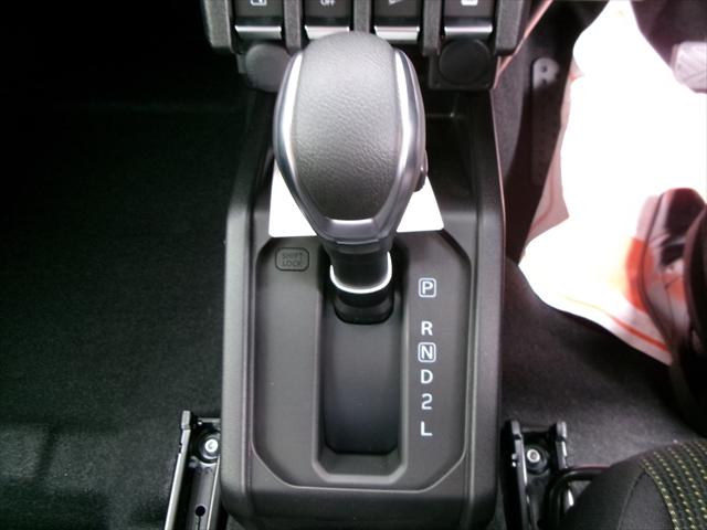 ＪＣ　１．５　４ＷＤ　３型モデル　４ＡＴ車　スズキ保証付　登録済未使用車　デュアルセンサーブレーキ　ＬＥＤヘッドランプ　オートライトシステム　クルーズコントロールシステム　アイドリングストップシステム(15枚目)