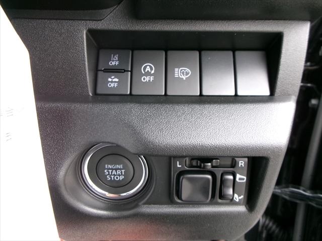 ＪＣ　１．５　４ＷＤ　３型モデル　４ＡＴ車　スズキ保証付　登録済未使用車　デュアルセンサーブレーキ　ＬＥＤヘッドランプ　オートライトシステム　クルーズコントロールシステム　アイドリングストップシステム(41枚目)