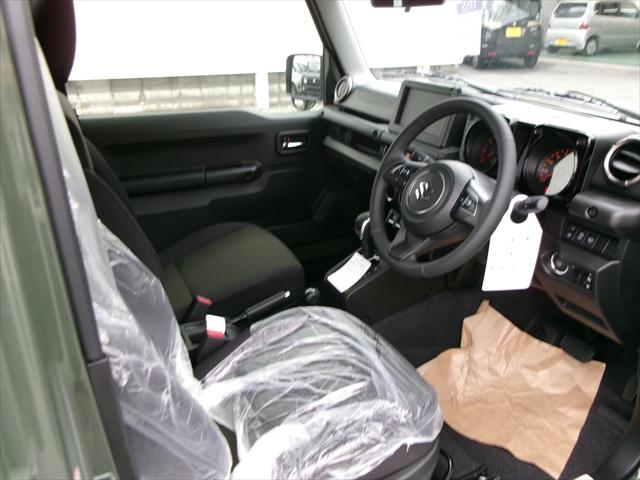 ジムニーシエラ ＪＣ　１．５　４ＷＤ　３型モデル　４ＡＴ車　スズキ保証付　登録済未使用車　デュアルセンサーブレーキ　ＬＥＤヘッドランプ　オートライトシステム　クルーズコントロールシステム　アイドリングストップシステム（7枚目）