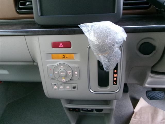 アルトラパンLC ハイブリッドX 6型モデル スズキ保証付 デュアルセンサーブレーキサポートII パーキングセンサー LEDヘッドランプ アイドリングストップ 360°プレミアムUV&IRカットガラス USBソケット シートヒーター(7枚目)