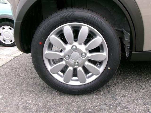 アルトラパン ハイブリッドX 6型モデル 2トーンルーフ スズキ保証付 デュアルセンサーブレーキサポートII パーキングセンサ LEDヘッドランプ アイドリングストップシステム プレミアムUV&IRカットガラス USB電源ソケット(58枚目)