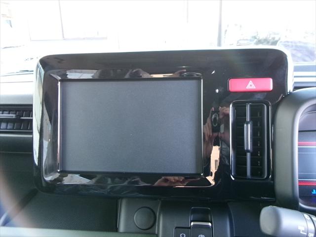 スペーシアギア ハイブリッドＸＺ　２トーンルーフ　スズキ保証付　デュアルセンサーブレーキサポートＩＩ　パーキングセンサー　ヘッドアップディスプレイ　アダプティブクルーズコントロール　ＬＥＤヘッドランプ　電動パーキングブレーキ（9枚目）