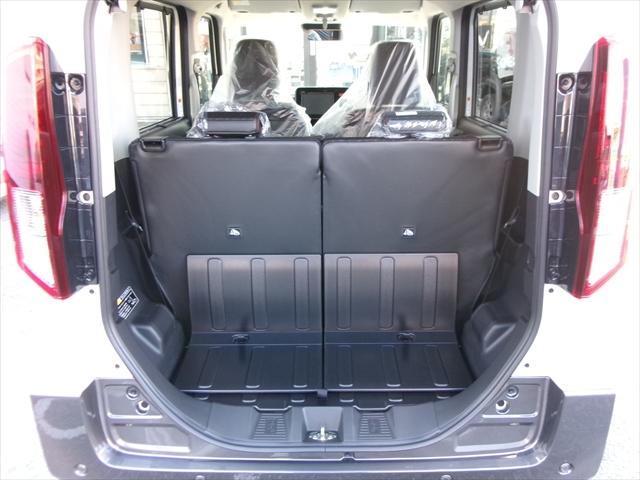 スペーシアギア ハイブリッドＸＺ　スズキ保証付　デュアルセンサーブレーキサポートＩＩ　パーキングセンサー　ヘッドアップディスプレイ　アダプティブクルーズコントロール　ＬＥＤヘッドランプ　電動パーキングブレーキ　両側パワースライドドア（73枚目）