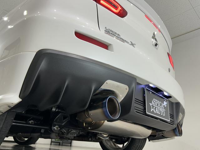 ＧＳＲエボリューションＸ　後期最終型　ツインクラッチＳＳＴファイナル／ＨＫＳマフラー／ＶＡＲＩＳ（ヘッド　テール　Ｆｒリップカーボン　カーボンリアウイング）／ＢＬＩＴＺブースト計／ドラレコ／レーダー／ナビ／バックカメラ／ＥＴＣ(28枚目)